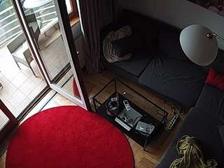 voyeurcam-julmodels-living-7
