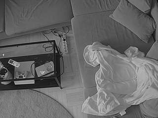 voyeurcam-julmodels-living-7