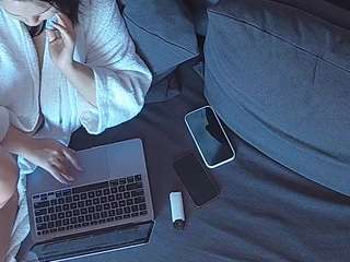 voyeurcam-julmodels-living-7
