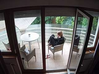 voyeurcam-julmodels-living-7