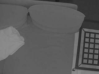 voyeurcam-julmodels-living-7