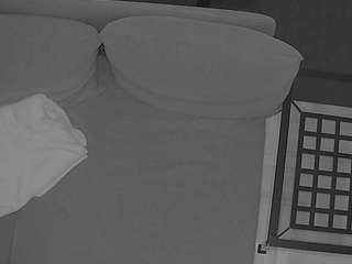 voyeurcam-julmodels-living-7