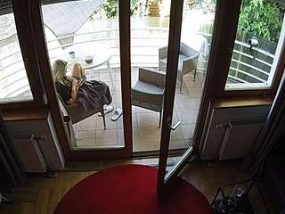 voyeurcam-julmodels-living-7
