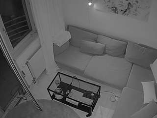 voyeurcam-julmodels-living-7