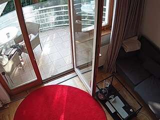 voyeurcam-julmodels-living-7