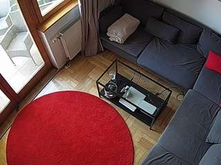 voyeurcam-julmodels-living-7