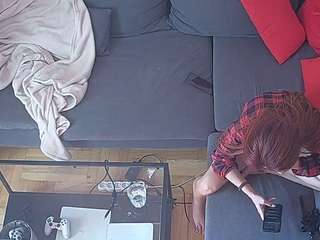 voyeurcam-julmodels-living-7