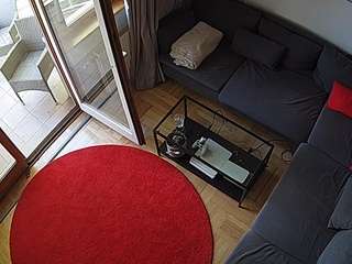 voyeurcam-julmodels-living-7