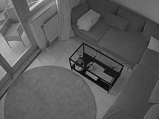 voyeurcam-julmodels-living-7