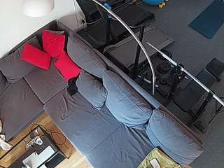voyeurcam-julmodels-living-7