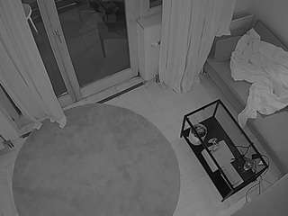 voyeurcam-julmodels-living-7