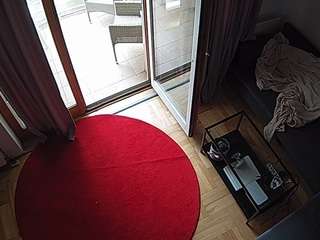 voyeurcam-julmodels-living-7