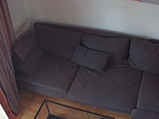 voyeurcam-julmodels-living-7