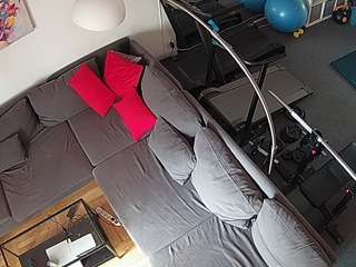 voyeurcam-julmodels-living-7