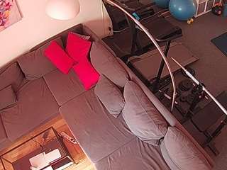 voyeurcam-julmodels-living-7