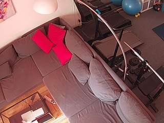 voyeurcam-julmodels-living-7