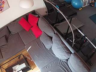 voyeurcam-julmodels-living-7