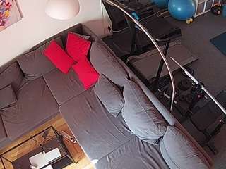 voyeurcam-julmodels-living-7