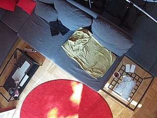 voyeurcam-julmodels-living-7