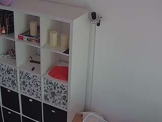 voyeurcam-julmodels-living-7