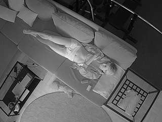 voyeurcam-julmodels-living-7