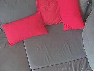 voyeurcam-julmodels-living-7