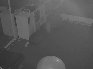 voyeurcam-julmodels-living-7