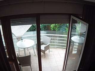 voyeurcam-julmodels-living-7