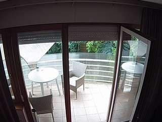 voyeurcam-julmodels-living-7