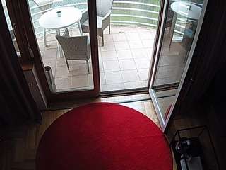 voyeurcam-julmodels-living-7