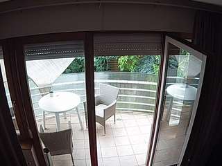voyeurcam-julmodels-living-7