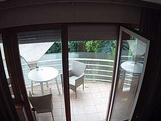 voyeurcam-julmodels-living-7
