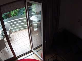 voyeurcam-julmodels-living-7