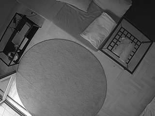 voyeurcam-julmodels-living-7