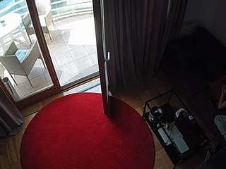 voyeurcam-julmodels-living-7