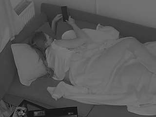 voyeurcam-julmodels-living-7