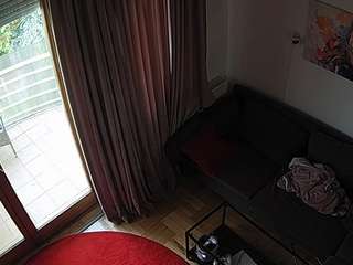 voyeurcam-julmodels-living-7