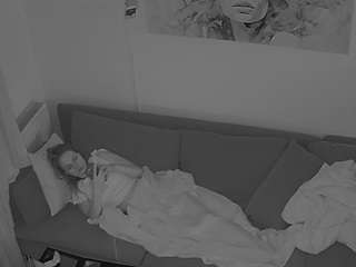 voyeurcam-julmodels-living-7