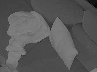 voyeurcam-julmodels-living-7