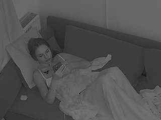 voyeurcam-julmodels-living-7