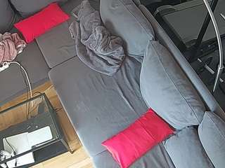 voyeurcam-julmodels-living-7