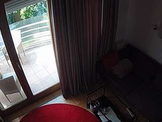 voyeurcam-julmodels-living-7