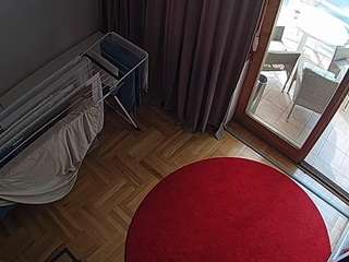 voyeurcam-julmodels-living-7