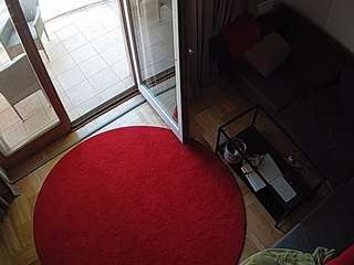 voyeurcam-julmodels-living-7