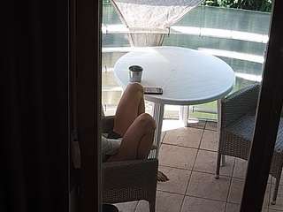voyeurcam-julmodels-living-7