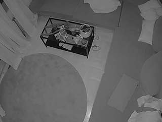 voyeurcam-julmodels-living-7