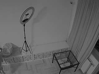 voyeurcam-julmodels-living-7