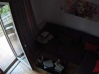 voyeurcam-julmodels-living-7