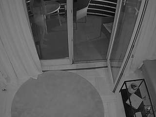 voyeurcam-julmodels-living-7