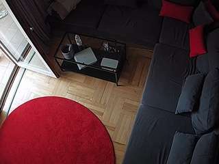 voyeurcam-julmodels-living-7